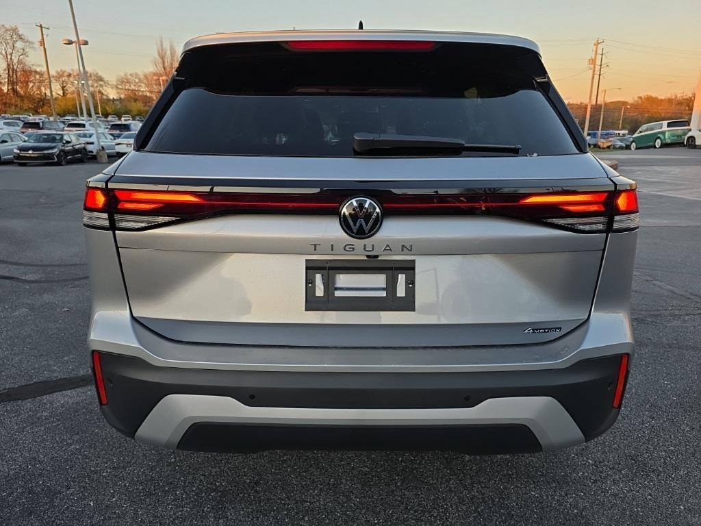 new 2026 Volkswagen Tiguan car, priced at $32,490
