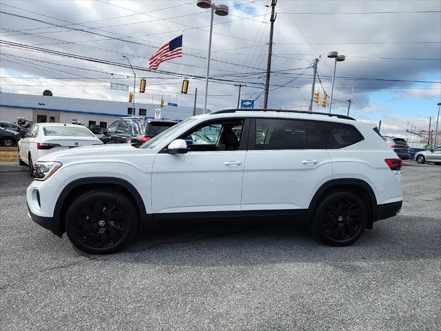 new 2024 Volkswagen Atlas car, priced at $43,092