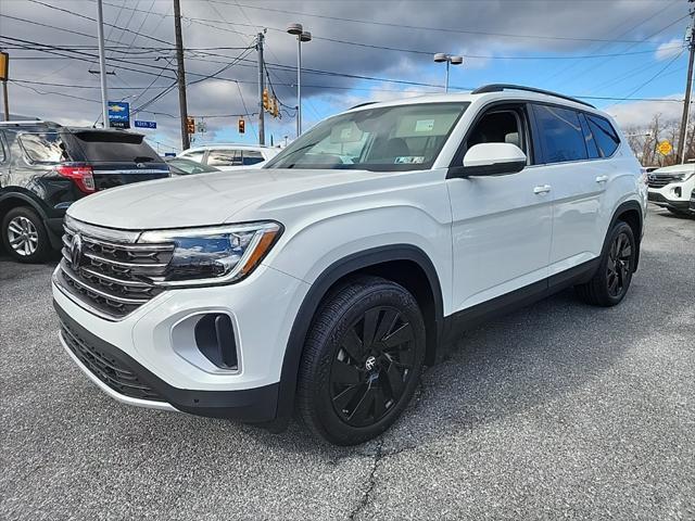 new 2024 Volkswagen Atlas car, priced at $43,092