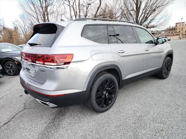 new 2025 Volkswagen Atlas car, priced at $42,500