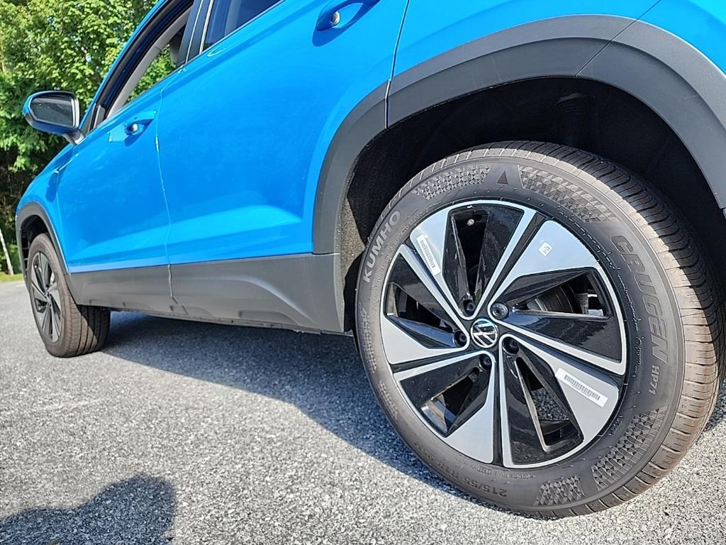 new 2025 Volkswagen Taos car, priced at $31,870