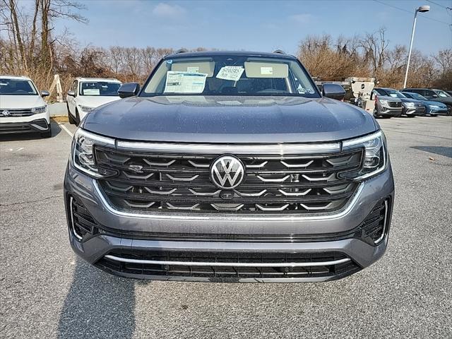 new 2025 Volkswagen Atlas car, priced at $51,845