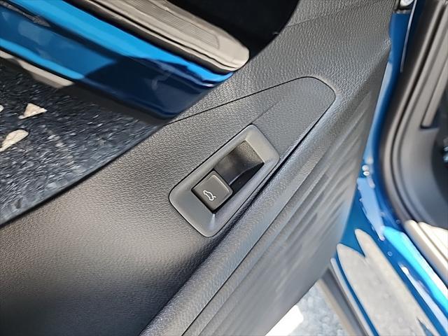 new 2025 Volkswagen ID.4 car, priced at $49,431