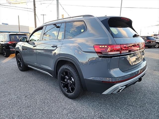 new 2025 Volkswagen Atlas car, priced at $45,450