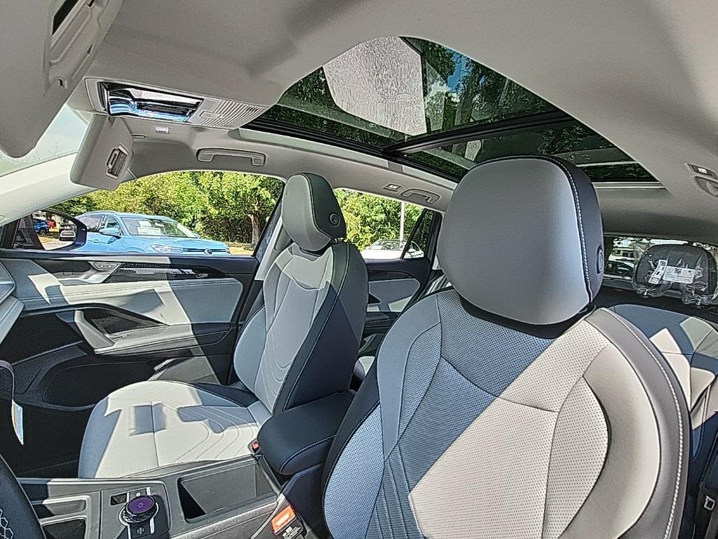 new 2025 Volkswagen Tiguan car, priced at $35,474