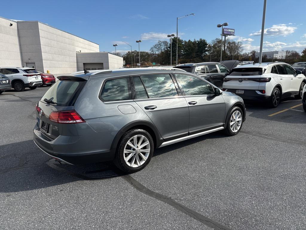 used 2018 Volkswagen Golf Alltrack car, priced at $19,244