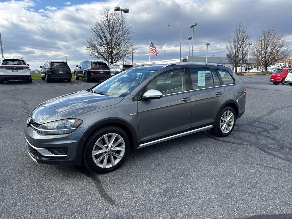 used 2018 Volkswagen Golf Alltrack car, priced at $19,244