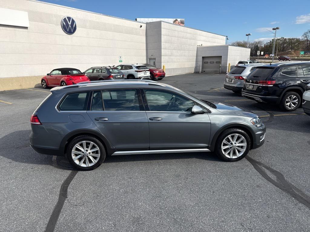 used 2018 Volkswagen Golf Alltrack car, priced at $19,244