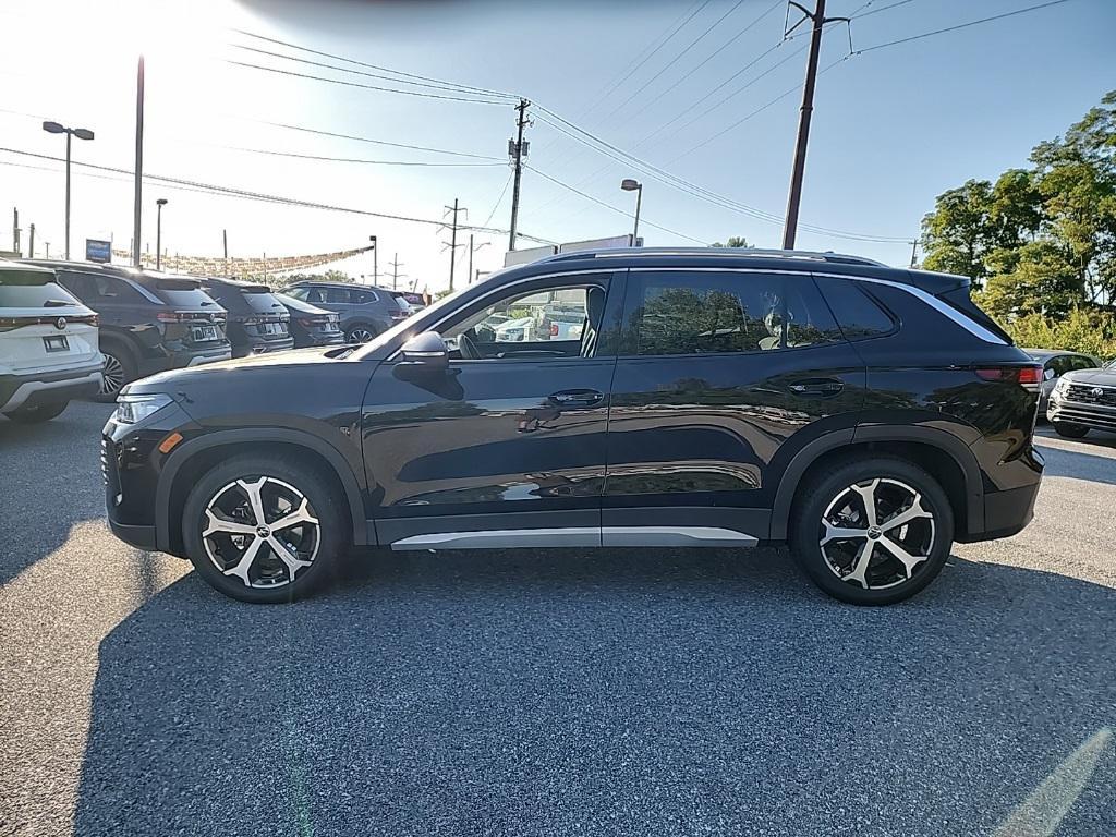 new 2025 Volkswagen Tiguan car, priced at $34,445