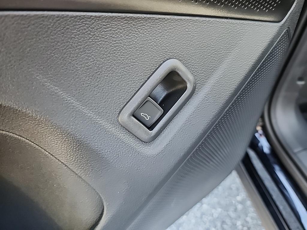new 2025 Volkswagen Tiguan car, priced at $34,445