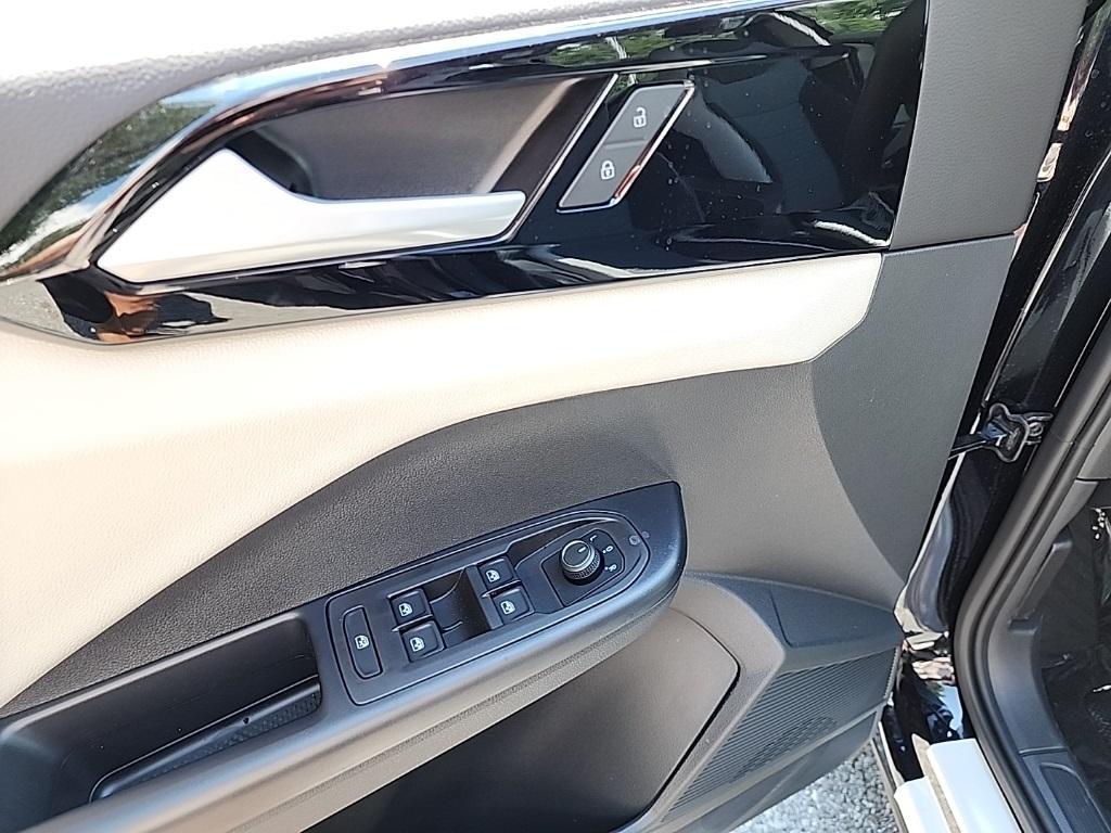 new 2025 Volkswagen Taos car, priced at $24,942