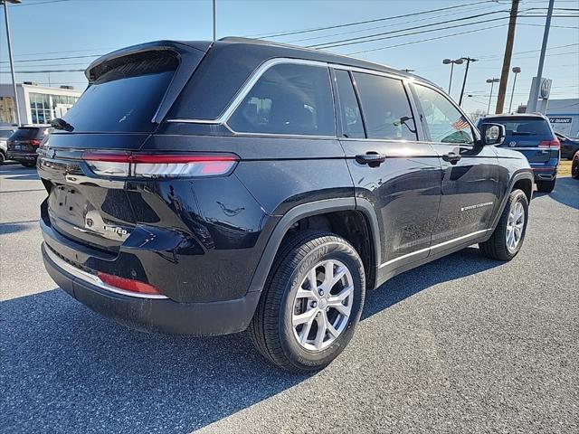 used 2022 Jeep Grand Cherokee car, priced at $33,719