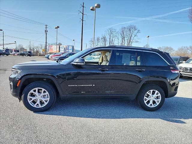 used 2022 Jeep Grand Cherokee car, priced at $33,719