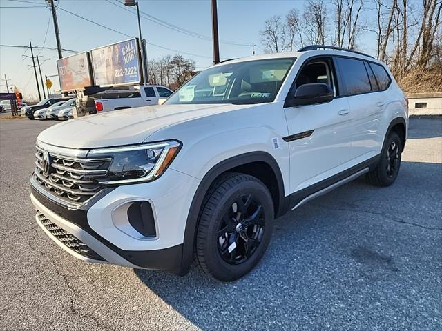 new 2025 Volkswagen Atlas car, priced at $45,111