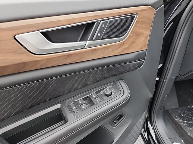 new 2025 Volkswagen Atlas car, priced at $44,520