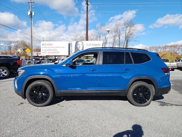 new 2025 Volkswagen Atlas car, priced at $42,500