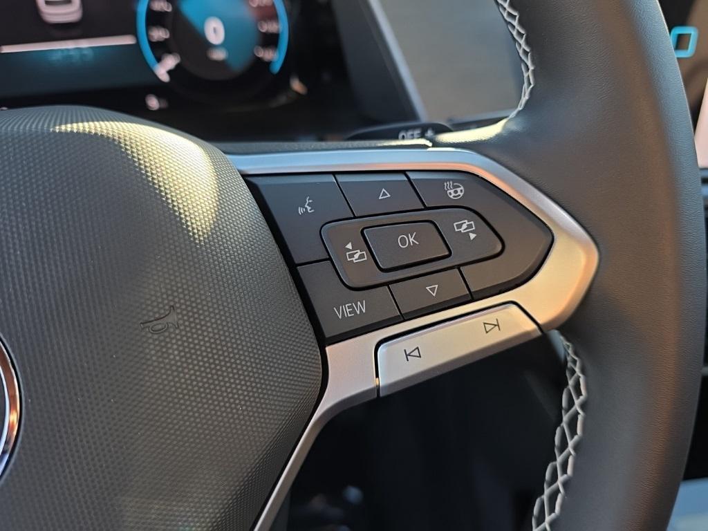 new 2026 Volkswagen Atlas Cross Sport car, priced at $46,256