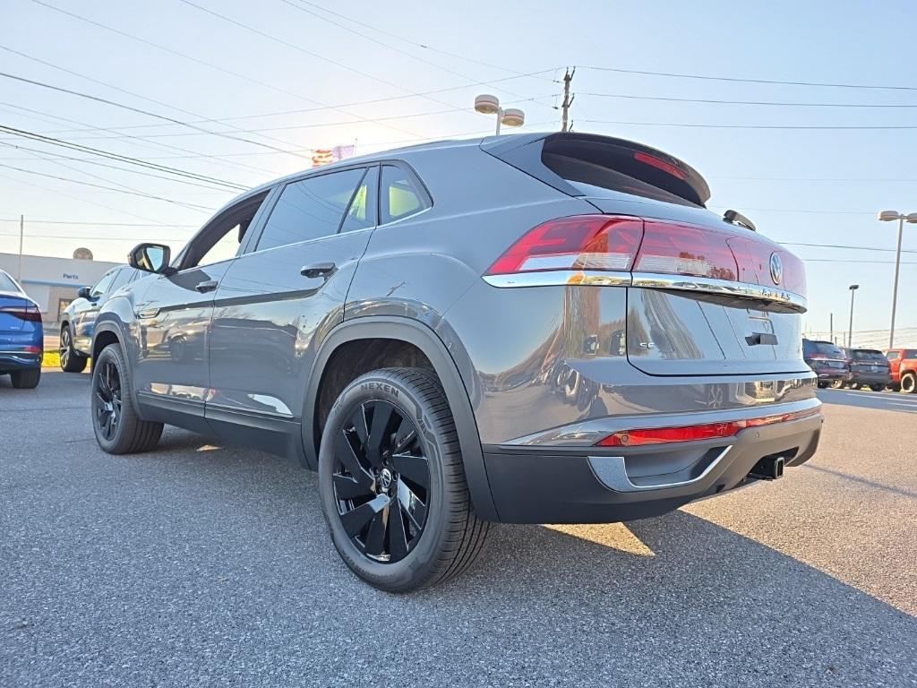 new 2026 Volkswagen Atlas Cross Sport car, priced at $46,256