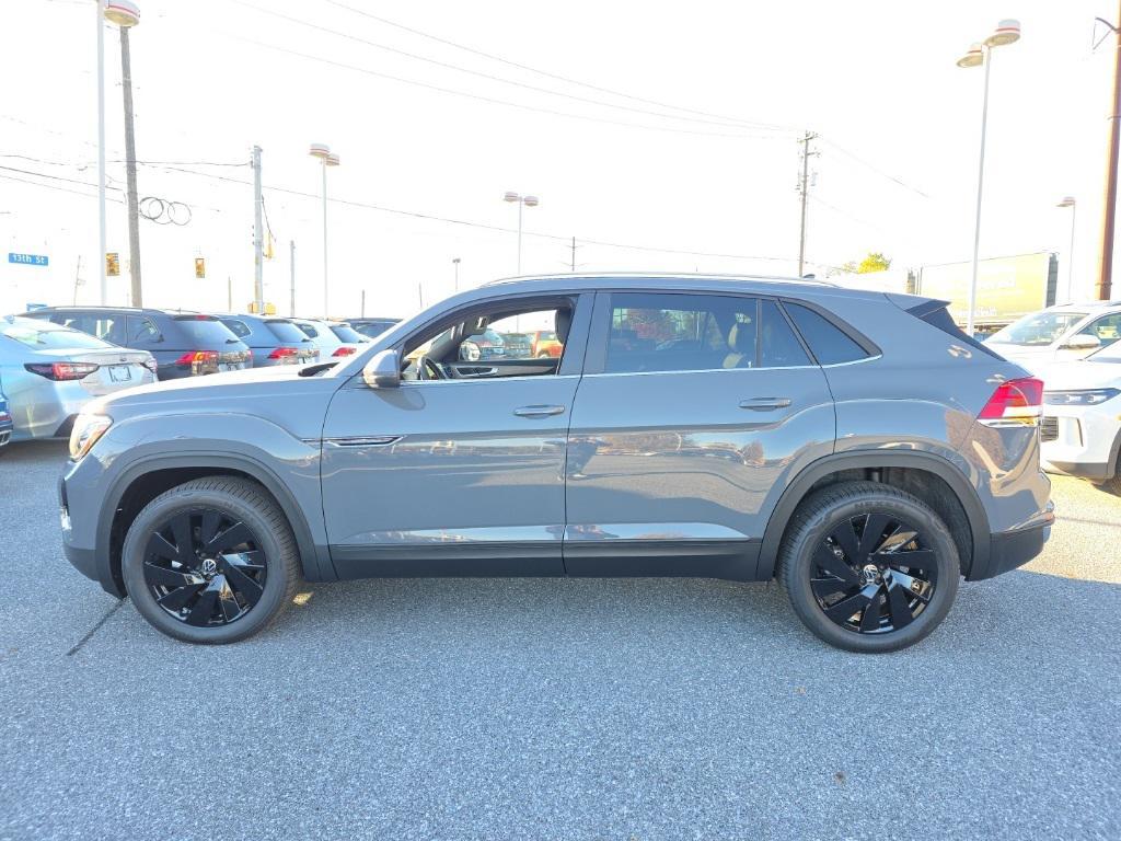 new 2026 Volkswagen Atlas Cross Sport car, priced at $46,256