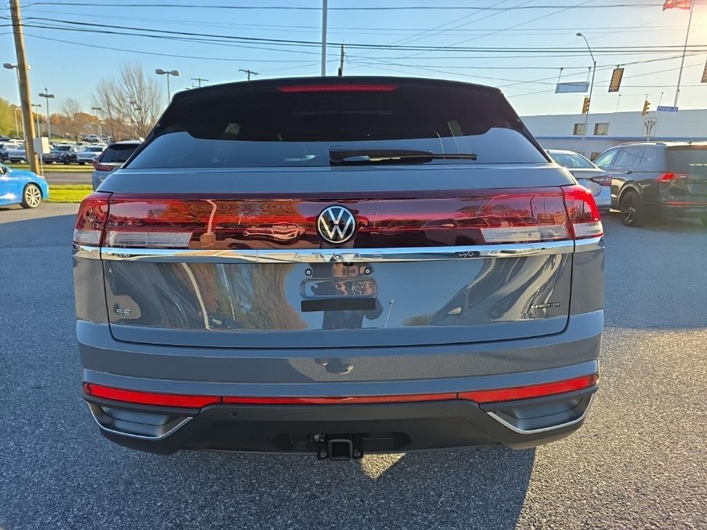 new 2026 Volkswagen Atlas Cross Sport car, priced at $46,256
