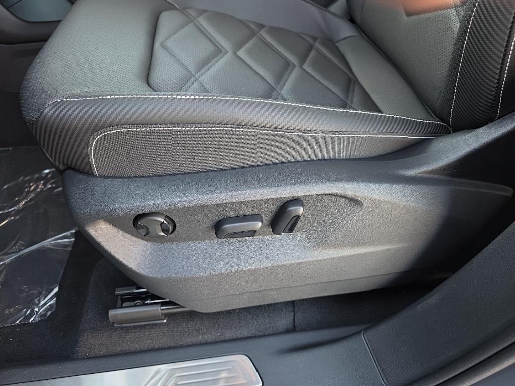 new 2026 Volkswagen Atlas Cross Sport car, priced at $46,256