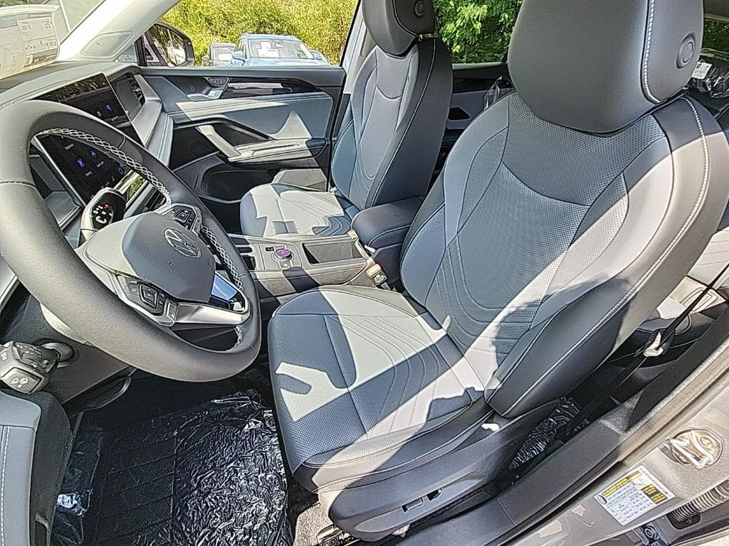 new 2025 Volkswagen Tiguan car, priced at $34,442
