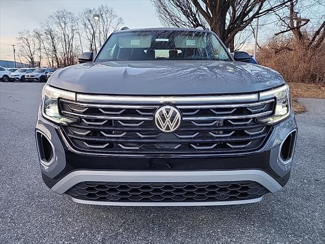 new 2025 Volkswagen Atlas car, priced at $45,450