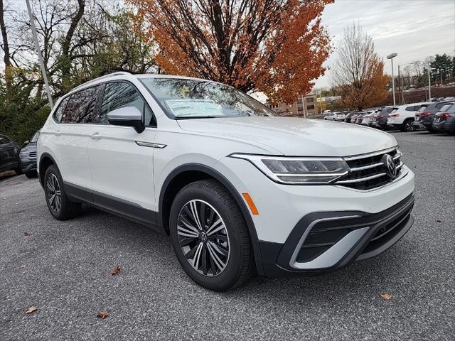 new 2024 Volkswagen Tiguan car, priced at $32,413