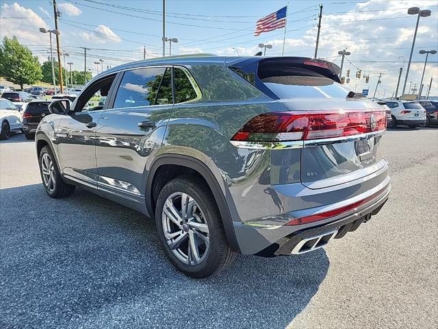 new 2024 Volkswagen Atlas Cross Sport car, priced at $46,100