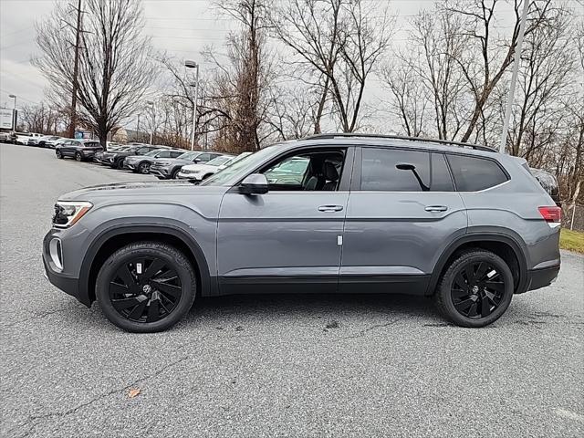 new 2025 Volkswagen Atlas car, priced at $42,500