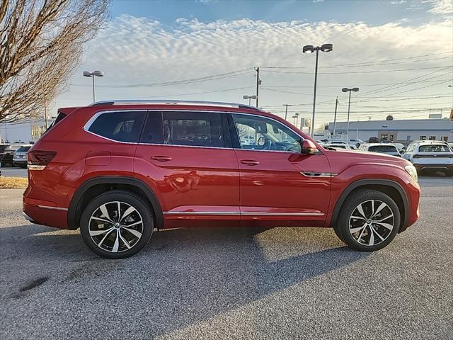 new 2025 Volkswagen Atlas car, priced at $52,478