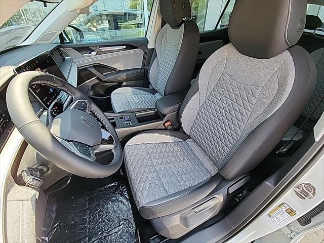 new 2025 Volkswagen Tiguan car, priced at $32,014