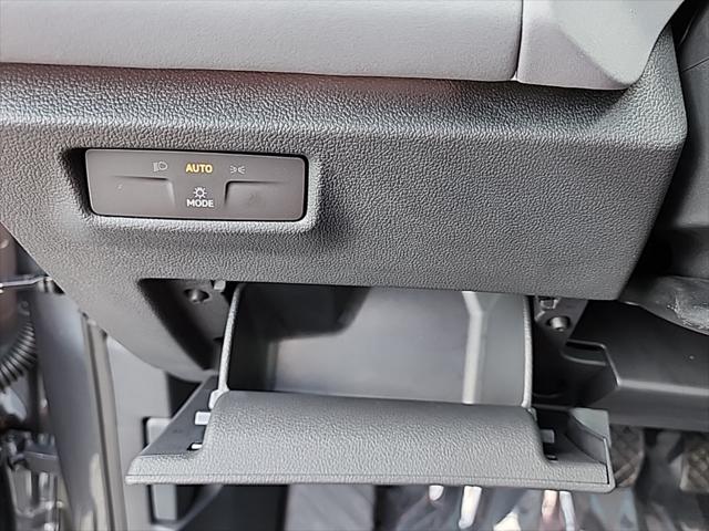 new 2025 Volkswagen Tiguan car, priced at $34,748