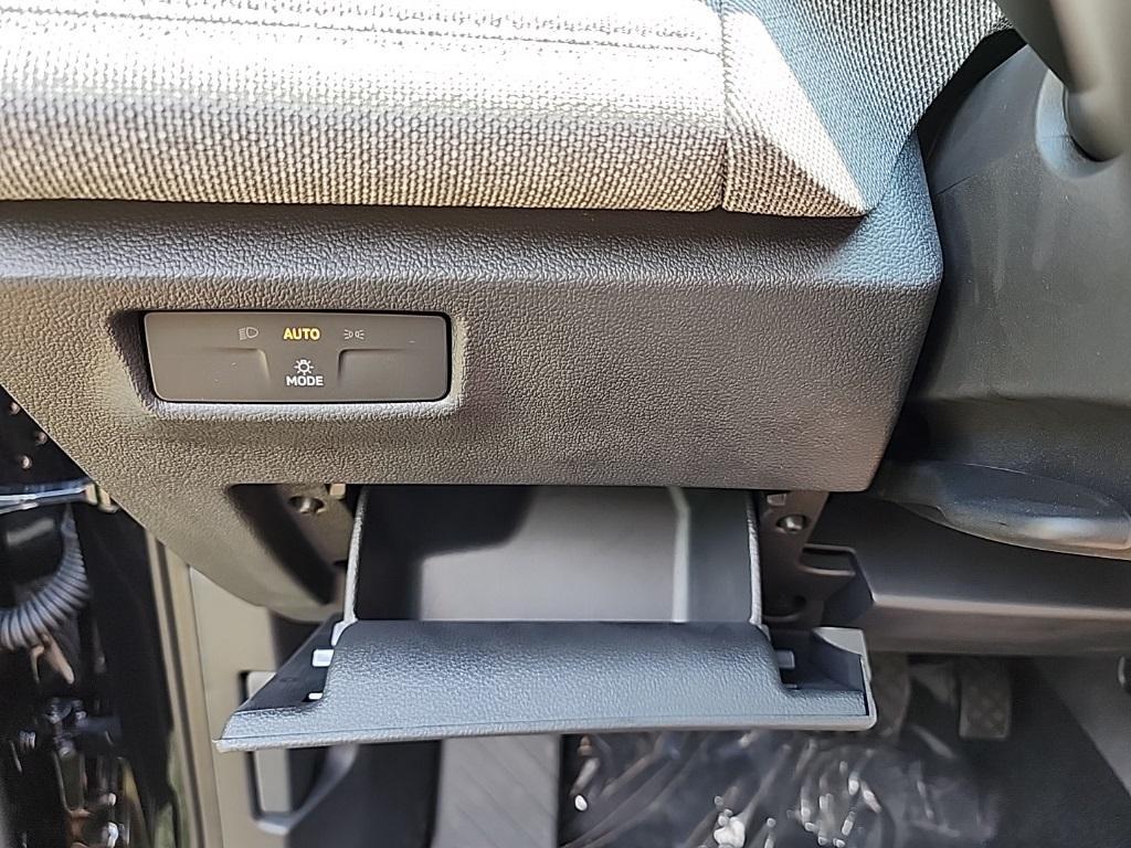 new 2025 Volkswagen Tiguan car, priced at $31,732