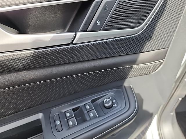 new 2025 Volkswagen Atlas Cross Sport car, priced at $46,967