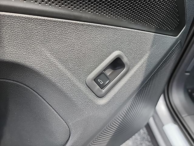 new 2025 Volkswagen Tiguan car, priced at $34,748
