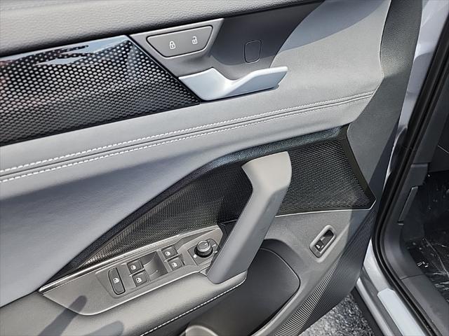 new 2025 Volkswagen Tiguan car, priced at $34,748
