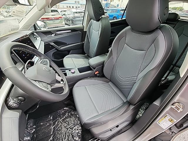 new 2025 Volkswagen Tiguan car, priced at $34,748