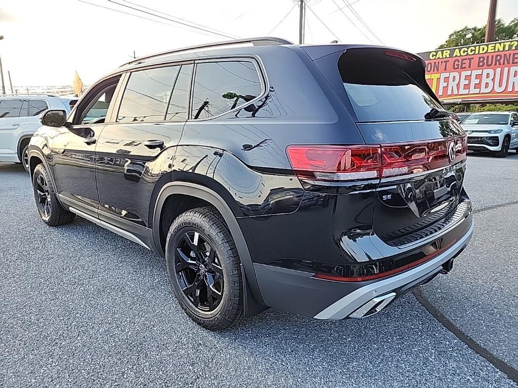 new 2025 Volkswagen Atlas car, priced at $42,445