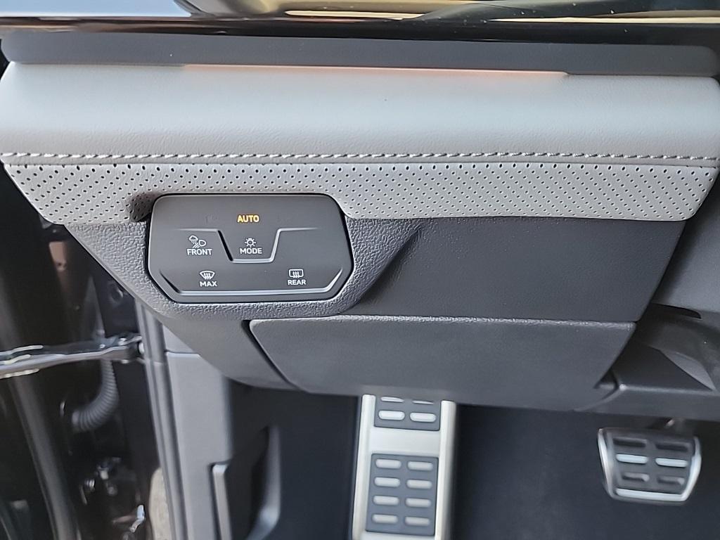 new 2025 Volkswagen Atlas car, priced at $42,445