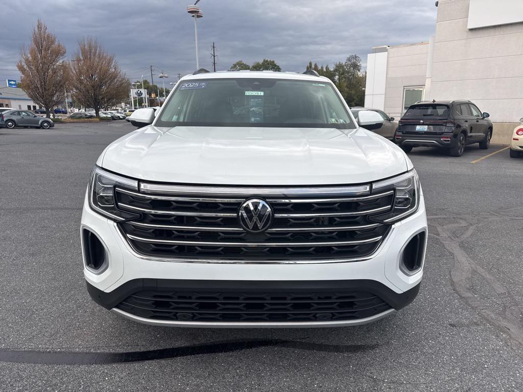 used 2025 Volkswagen Atlas car, priced at $34,984