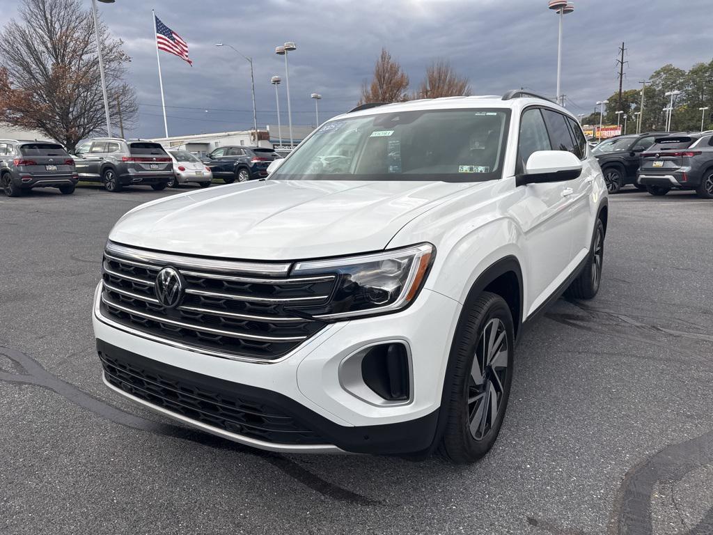 used 2025 Volkswagen Atlas car, priced at $34,984