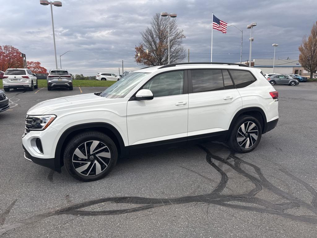 used 2025 Volkswagen Atlas car, priced at $34,984