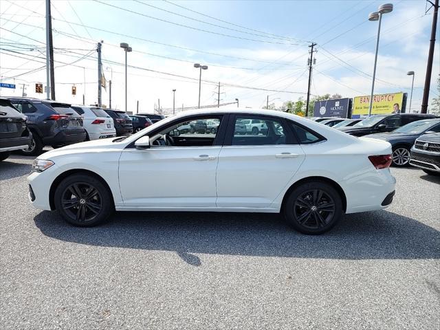 new 2024 Volkswagen Jetta car, priced at $25,853