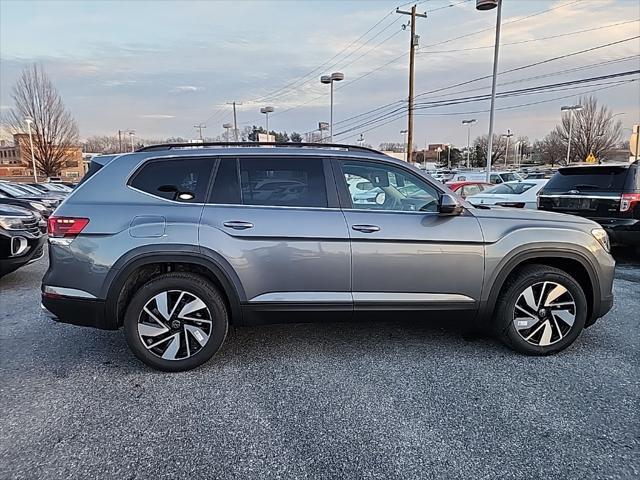 new 2025 Volkswagen Atlas car, priced at $43,204