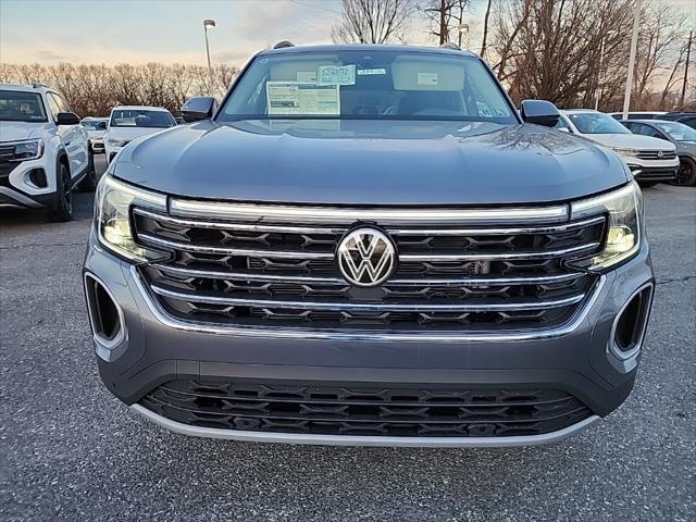 new 2025 Volkswagen Atlas car, priced at $43,204