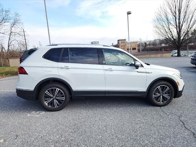 new 2024 Volkswagen Tiguan car, priced at $31,913