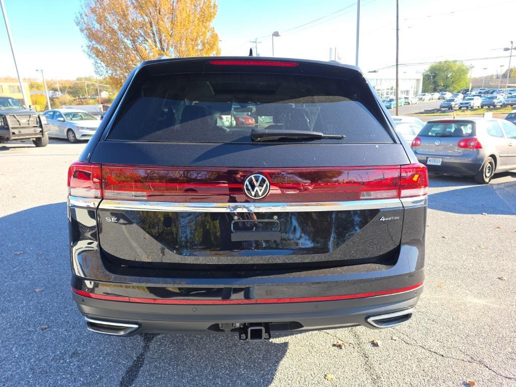 new 2026 Volkswagen Atlas car, priced at $46,156