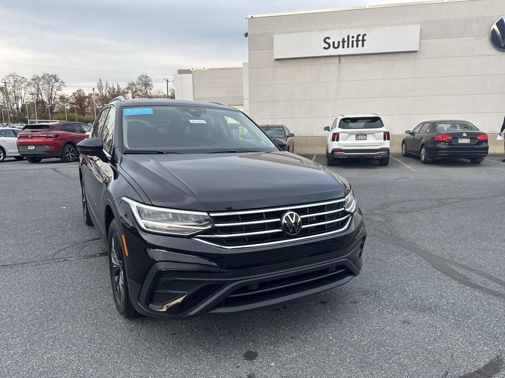 used 2024 Volkswagen Tiguan car, priced at $27,635