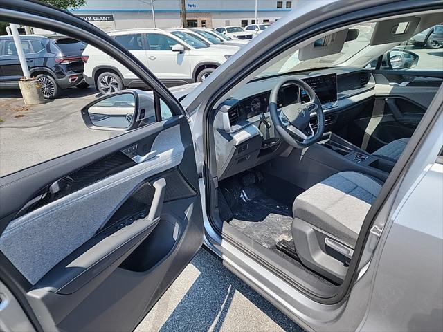 new 2025 Volkswagen Tiguan car, priced at $31,756